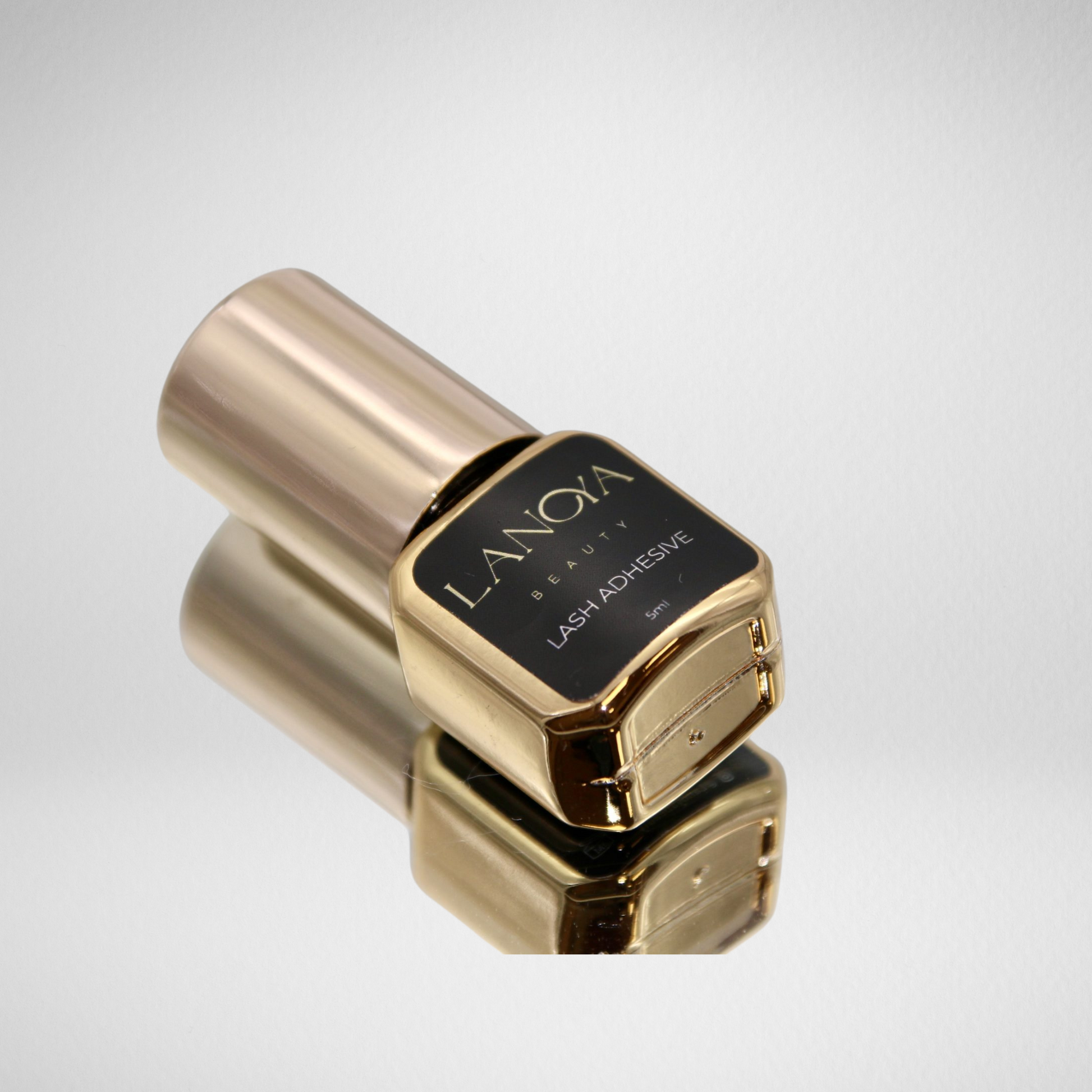 Glue, lijm, droogt binnen 0,5 sec