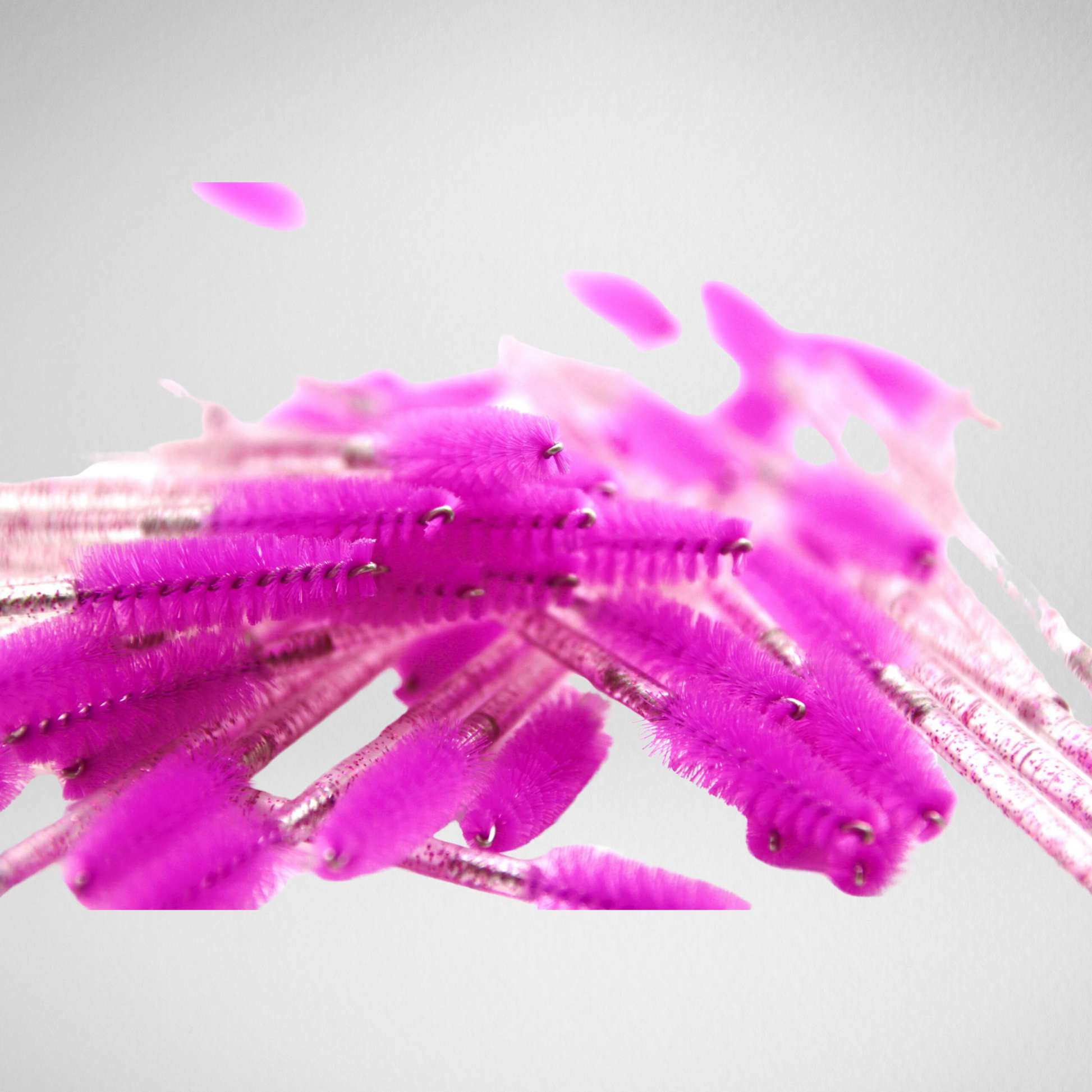 Mascara brushes, paars