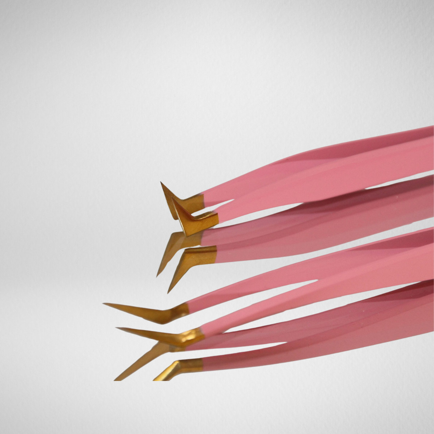 Pink applicate tweezer